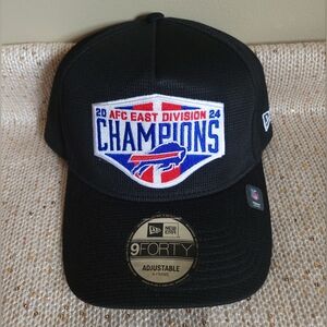 New Era Black 9FORTY Adjustable Cap